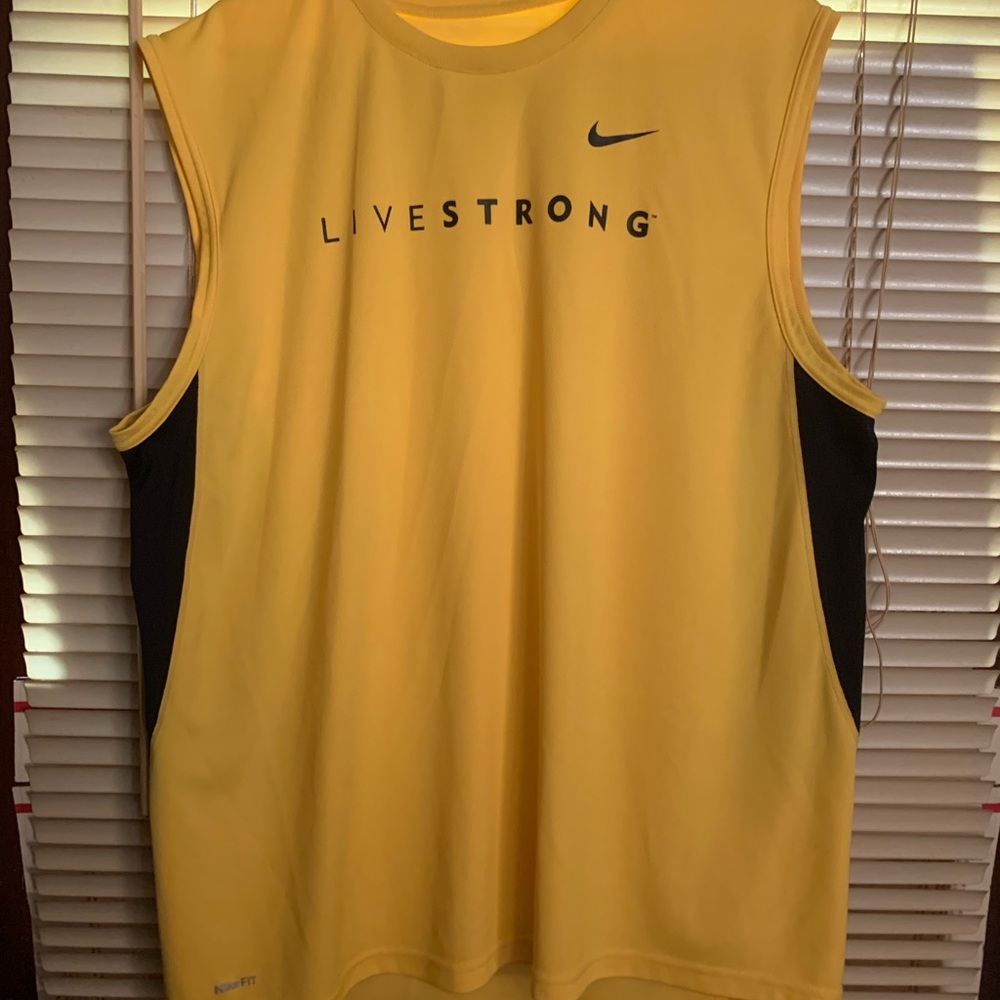 Nike muscle shirt live strong tank top - Picture 2 of 4